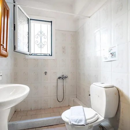 Lefkothea 3 Frínion